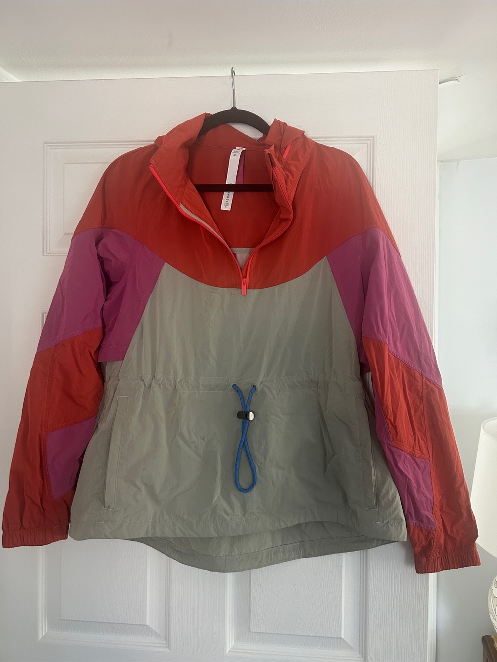 lululemon athletica Colorblock Pullover windbreaker Jacket in Red, Pink & Gray